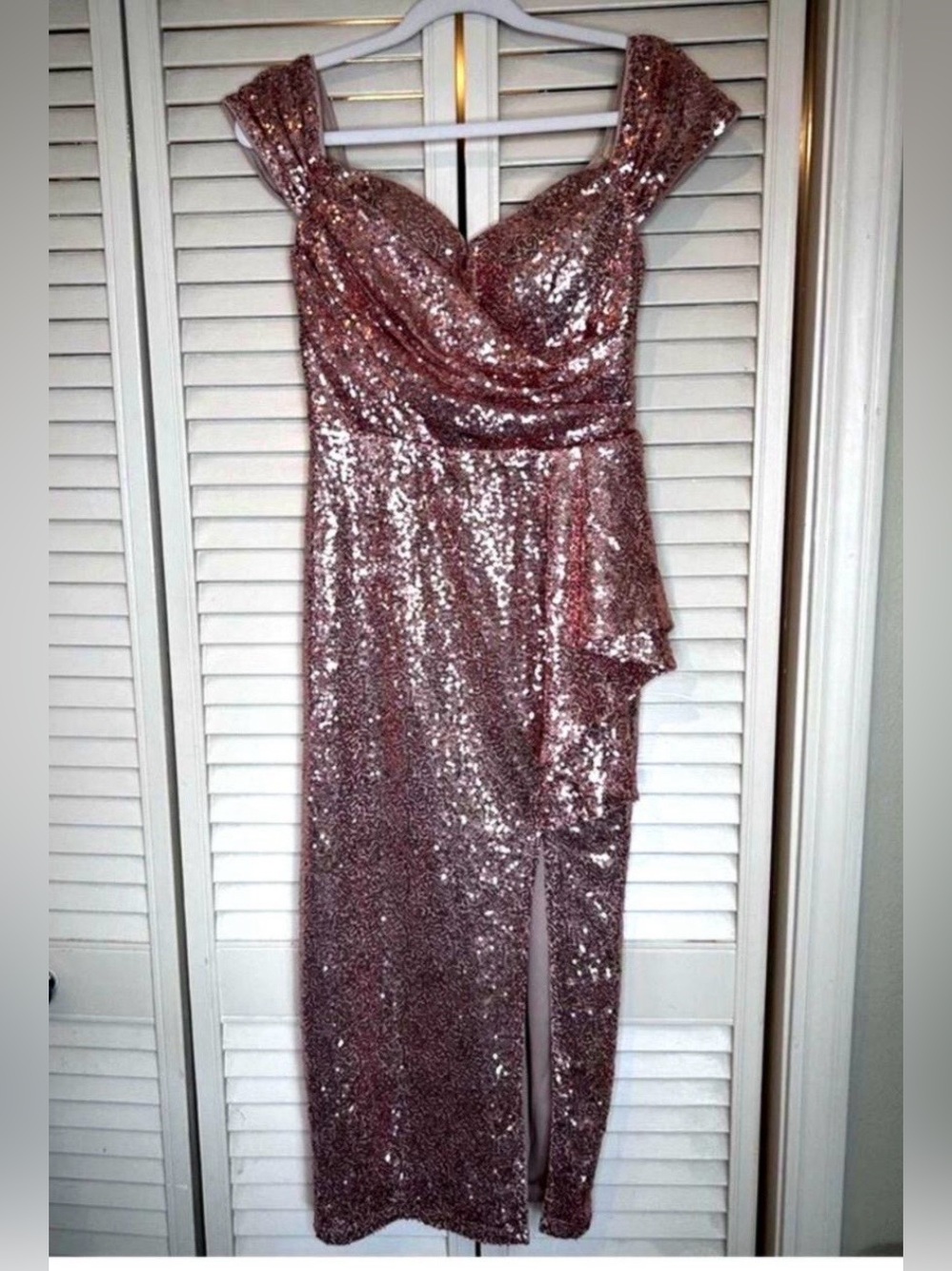 Rose Gold Sequin Off Shoulder Cocktail Midi Dress | Size Small